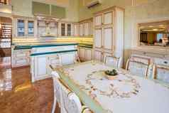室内设计奢侈品现代厨房计数器椅子