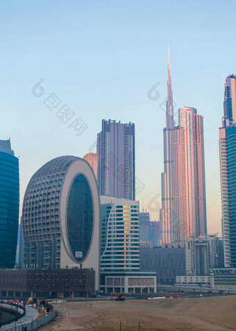 迪拜阿联酋早....小时业务湾区马拉西开车迪拜塔<strong>哈利</strong>法塔最高的建筑世界场景在户外