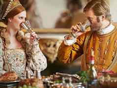 皇家品酒师今天高贵的夫妇吃宫餐厅房间