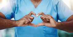 心医疗保健医生手爱护理信任医疗支持健康希望心脏病学男人。医院外科医生护士表情符号健康的标志医学感激之情