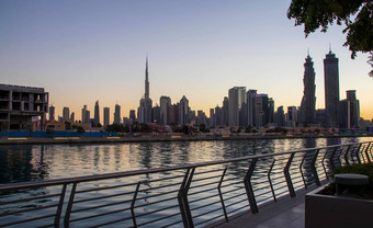 迪拜阿联酋视图迪拜城市天际线迪拜水运河业务湾区最高的建筑世界迪拜塔<strong>哈利</strong>法塔图片在户外