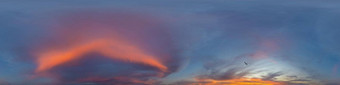 全景黑暗蓝色的日落天空粉红色的积云云无缝的Hdr全景球形等角的格式完整的天顶可视化天空<strong>更换</strong>空中无人机全景照片