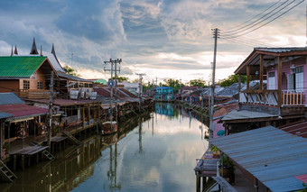 安帕瓦浮动市场泰国<strong>文化旅游</strong>目的地安帕瓦泰国