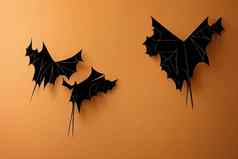 万圣节飞行蝙蝠装饰元素分散轮廓水平分频器