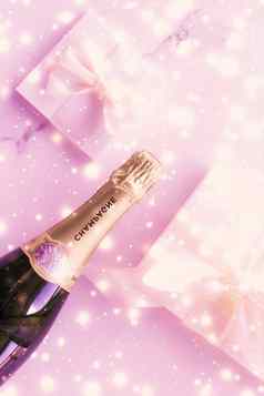 香槟瓶礼物盒子粉红色的假期闪闪发光的年圣诞节情人节一天冬天现在奢侈品产品包装饮料品牌