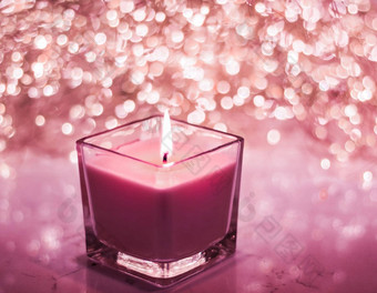 红色的芳香蜡烛圣诞节年闪闪发光的背景情人节一天奢侈品首页装饰假期季节品牌设计