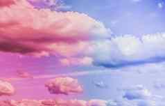 梦幻超现实主义的天空摘要艺术幻想柔和的颜色背景现代设计
