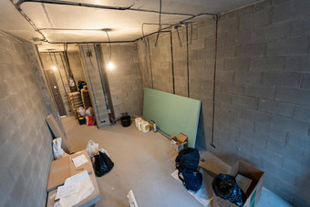 工作过程安装金属帧石膏板干墙使石膏墙公寓建设重构改造扩展恢复<strong>重建</strong>