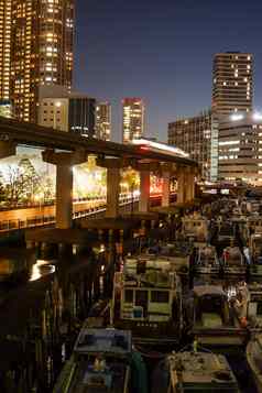 船东京城市景观晚上风景