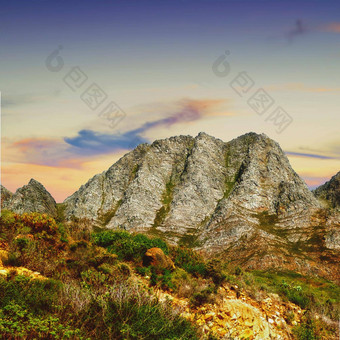 岩石形成西方角山腰位于西方角南非洲