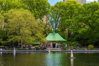 微型遥控帆船音乐学院水池塘中央公园纽约