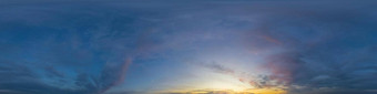 黑暗蓝色的日落天空全景粉红色的积云云无缝的Hdr帕诺球形equirectangular格式完整的天顶可视化游戏天空更换空中无人机全景照片