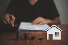 储蓄钱真正的房地产投资建筑首页保险业务概念