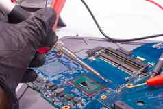 修复移动PC主板焊接芯片印刷电路板