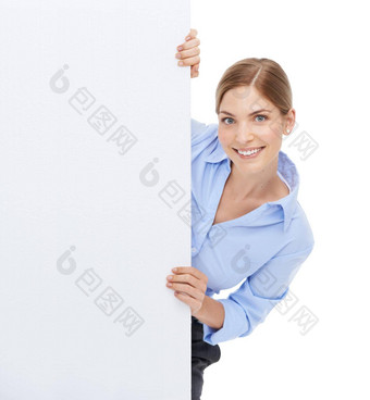倡议工作室拍摄美丽的年轻的女商人隐藏空白白色墙