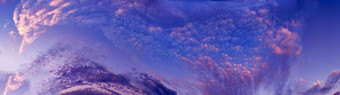 紫色的天空全景云大气背景