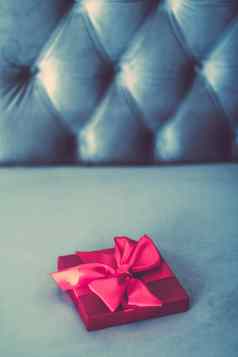 古董奢侈品假期粉红色的礼物盒子丝绸丝带弓圣诞节情人节一天装饰