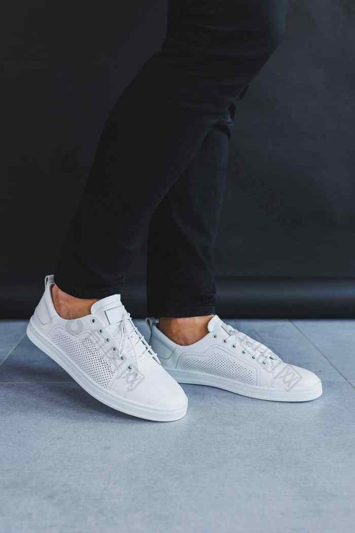 男人白色皮革休闲运动鞋夏天男人的运动鞋男