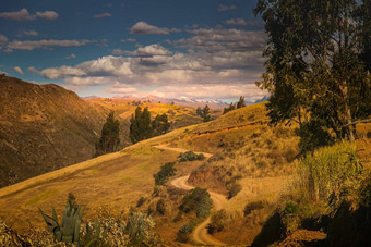 国家路山通过华斯卡兰科迪勒拉BlancaAncash秘鲁