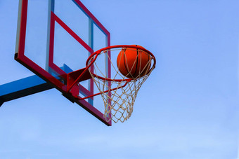 体育运动<strong>篮球篮球</strong>篮子户外<strong>篮球</strong>法院