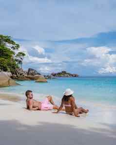 夫妇海滩热带Similan岛屿南部泰国