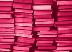 还活着品红色的颜色混乱的堆栈书背景背景书表现出混乱的的方式颜色一年时尚的还活着品红色的颜色