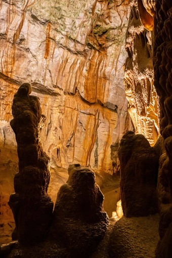 岩溶扩展洞穴波斯托伊纳-贾马斯洛文尼亚