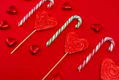 红色的节日圣诞节背景糖果形状心