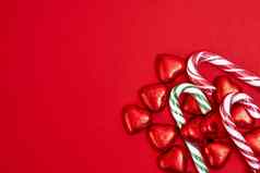 红色的节日圣诞节背景糖果形状心