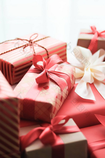 假期礼物包装奢侈品礼物珊瑚礼物盒子惊喜现在生日圣诞节一年情人节一天拳击一天婚礼假期购物美盒子交付