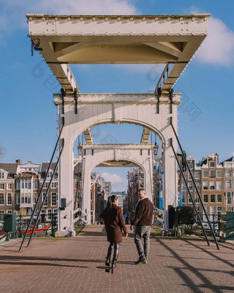 夫妇但女人城市旅行<strong>阿姆斯特丹</strong>历史中心<strong>阿姆斯特丹</strong>荷兰荷兰