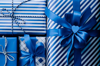假期礼物包装奢侈品礼物蓝色的礼物盒子惊喜现在生日圣诞节一年情人节一天拳击一天婚礼假期购物美盒子交付