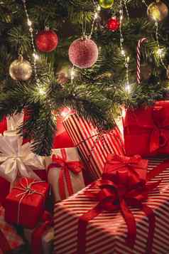 圣诞节礼物节日假期礼物经典圣诞节礼物盒子装饰圣诞节树快乐假期拳击一天庆祝活动