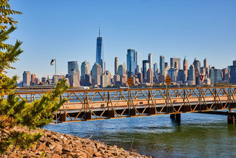 纽约城市天际线泽西岛埃利斯岛入口桥