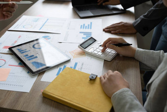 集团业务人分析总结图报告业务操作费用工作数据公司的金融语句