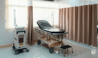 无菌复苏房间装备舒适的病床病人复苏