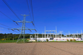 权力植物电能源变电站高<strong>电压</strong>塔概念技术行业不断上升的能源价格不断上升的电能源价格能源危机引起的战争俄罗斯乌克兰