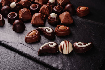 巧克力糖果馅料甜蜜的食物背景混合匹配集糖果巧克力馅料甜蜜的食物背景复制空间