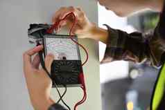 电工万用表测试电安装权力行当前的电系统