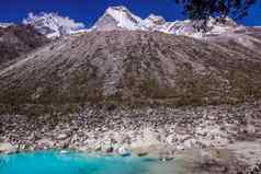 绿松石paron湖科迪勒拉Blanca冰雪覆盖安第斯山脉Ancash秘鲁