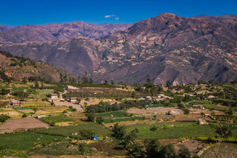 村华斯卡兰科迪勒拉Blanca日出安第斯山脉秘鲁