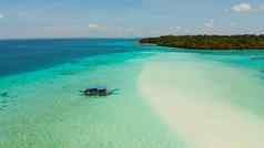 桑迪海滩环礁湖绿松石水巴拉巴克巴拉望省菲律宾