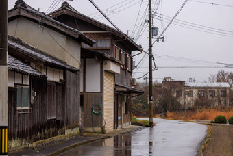 木<strong>日本房子</strong>农村村多雨的一天