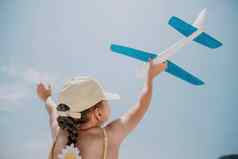 孩子玩玩具飞机孩子们梦想旅行飞机