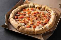 披萨西红柿马苏里拉奶酪谎言棕色（的）纸盒子披萨交付