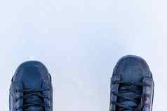 一对曲棍球溜冰鞋鞋带冻冰特写镜头
