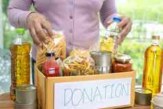 食品捐赠存储交付食物意大利面烹饪石油罐头食物纸板盒子