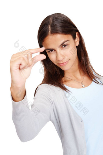 女人肖像手指广告大小空间小模型微笑工作室女模型工作室显示手标志规模英寸象征孤立的白色背景