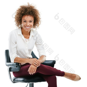 黑色的女人工作室肖像椅子<strong>企业</strong>衣服美微笑白色<strong>背景企业</strong>家女人办公室椅子孤立的焦点幸福动机公司目标