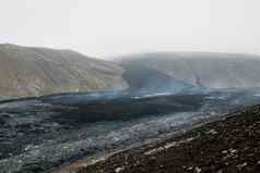热熔岩岩石冷却最近meradalir火山喷发冰岛